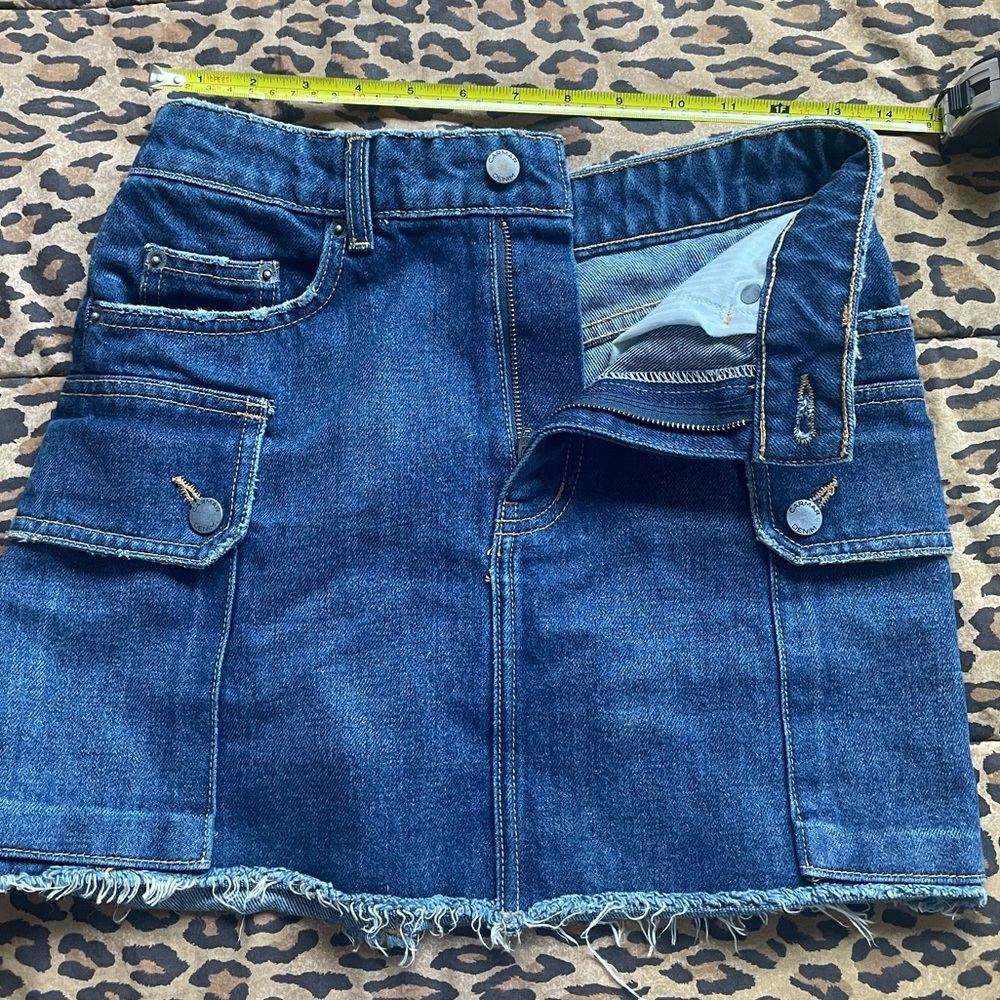 CARMAR LF Denim cargo mini skirt “MARGO COLIN CARGO SIDE POCKET SKIRT”